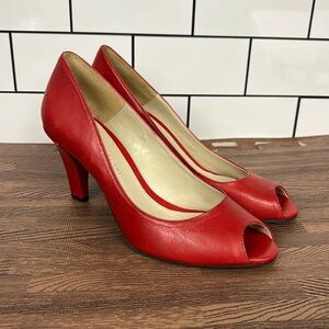 Antonio Melani Red Leather Open Peep Toe Low Heel Slip On Pump Women’s Size 7.5